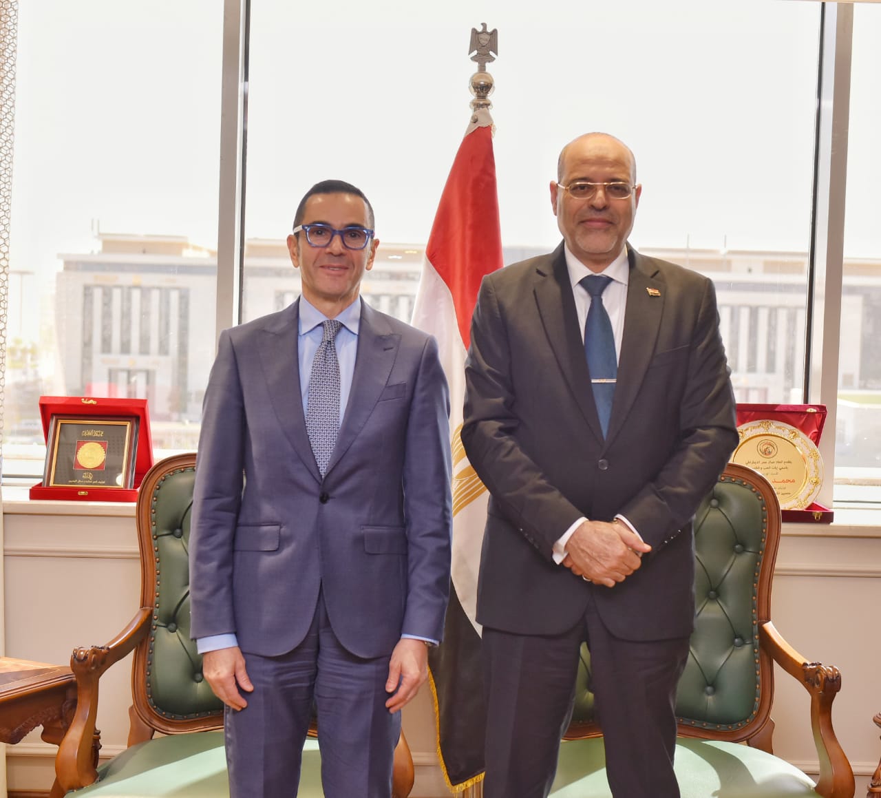 وزير القوى العامله 